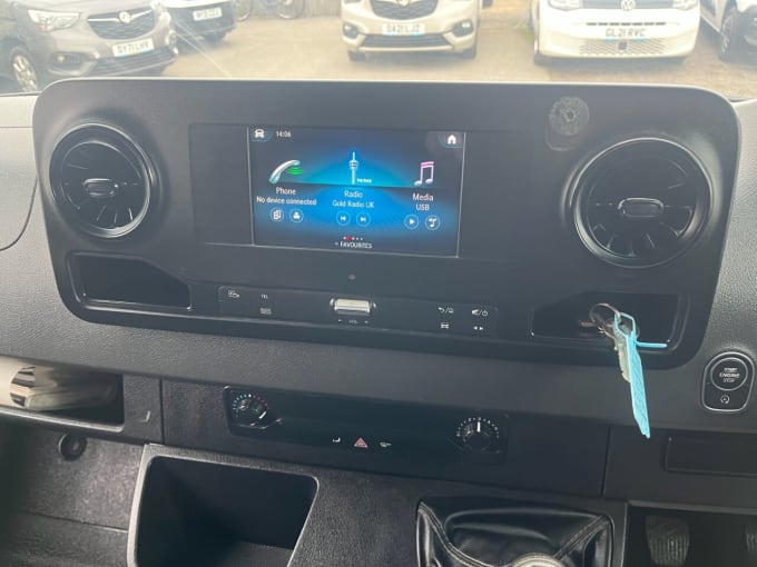 2025 Mercedes-benz Sprinter