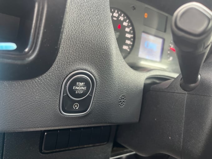 2025 Mercedes-benz Sprinter