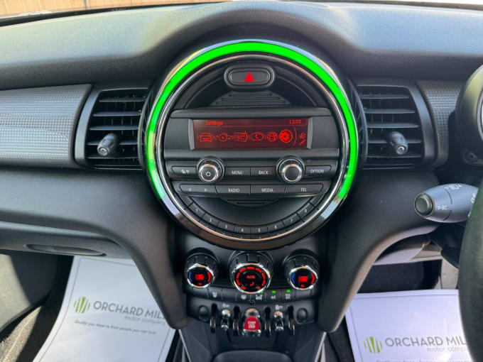 2014 Mini Hatch
