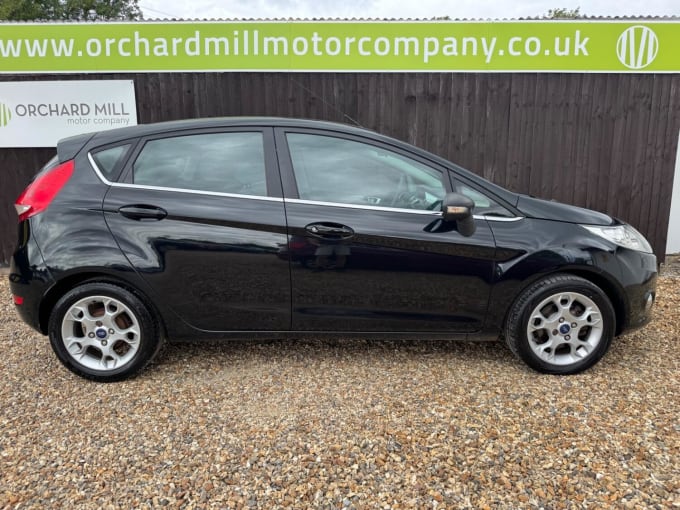 2011 Ford Fiesta