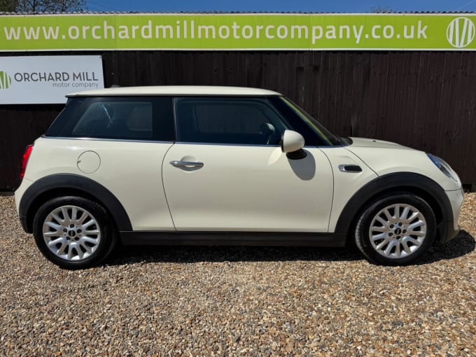 2014 Mini Hatch