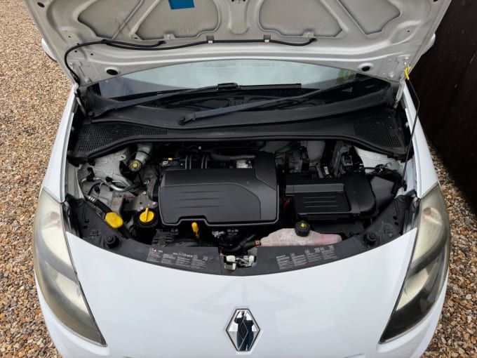 2011 Renault Clio