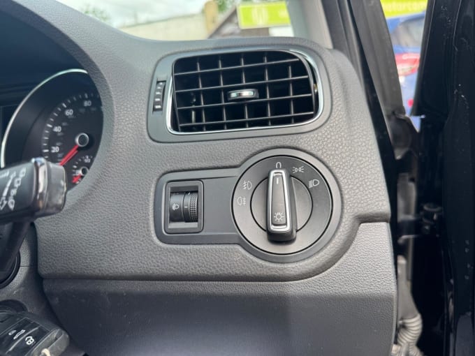 2016 Volkswagen Polo