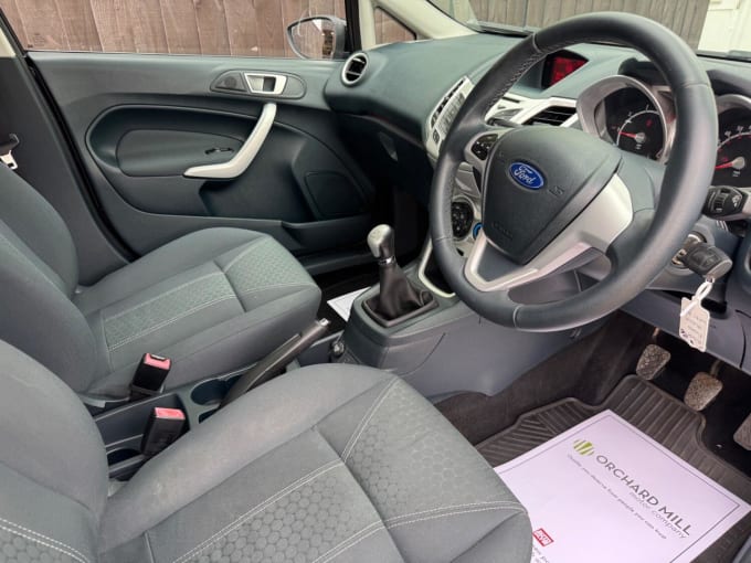 2011 Ford Fiesta