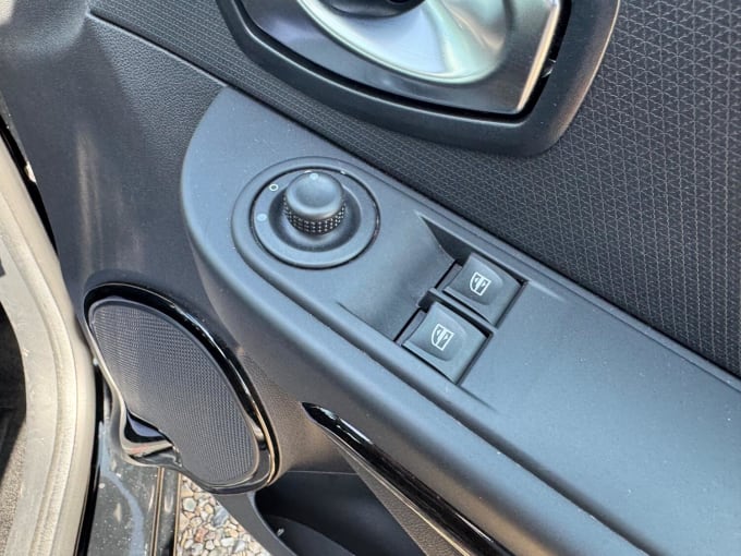 2016 Renault Clio