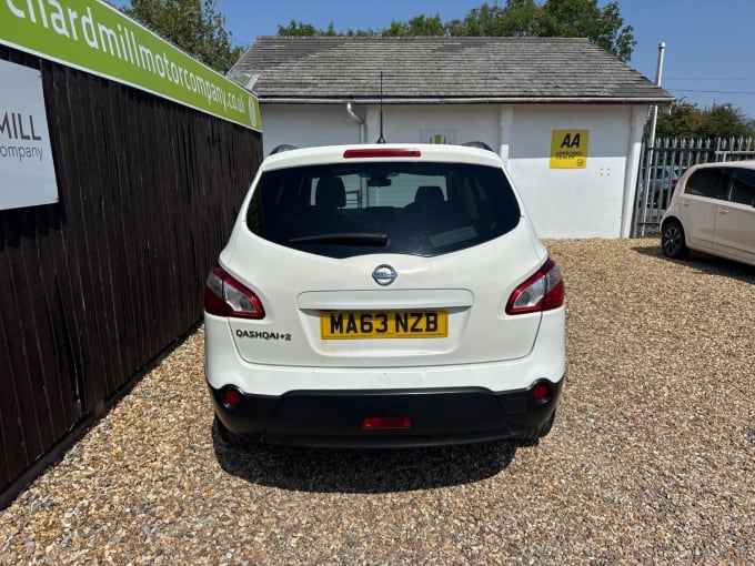 2013 Nissan Qashqai+2