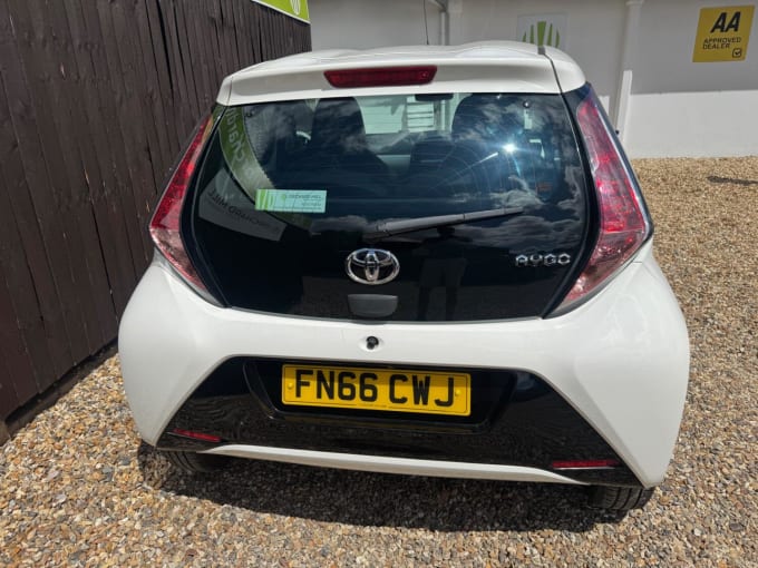 2016 Toyota Aygo