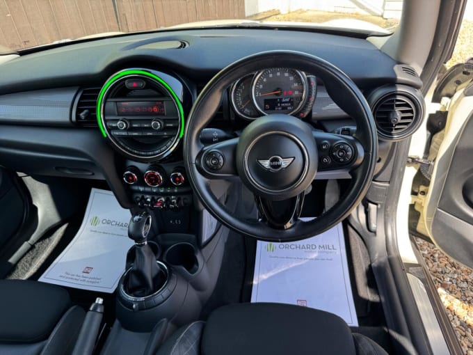 2014 Mini Hatch