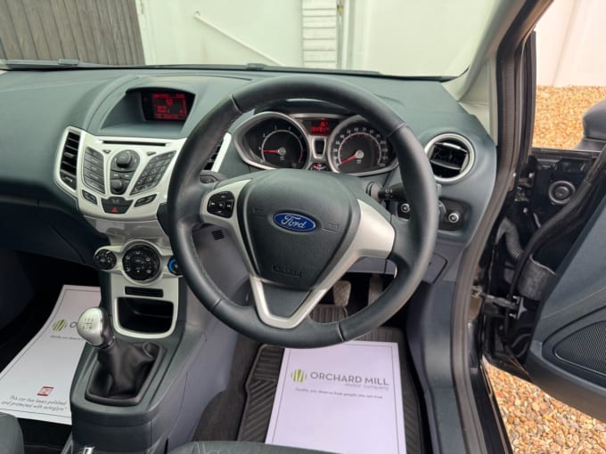 2011 Ford Fiesta