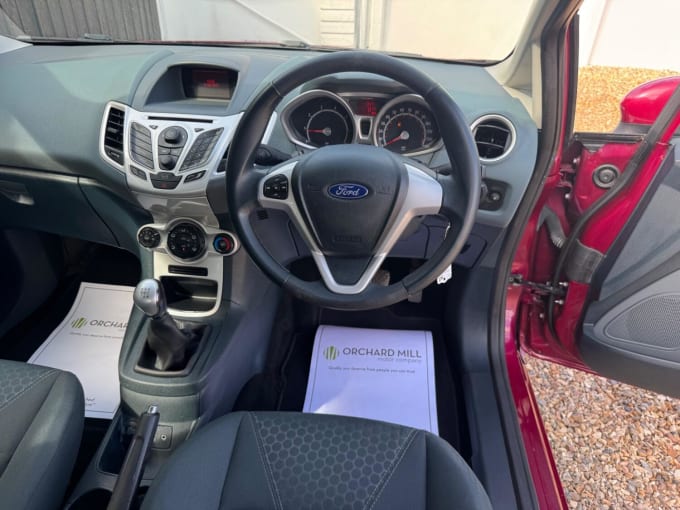 2011 Ford Fiesta