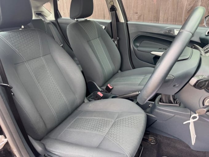 2011 Ford Fiesta