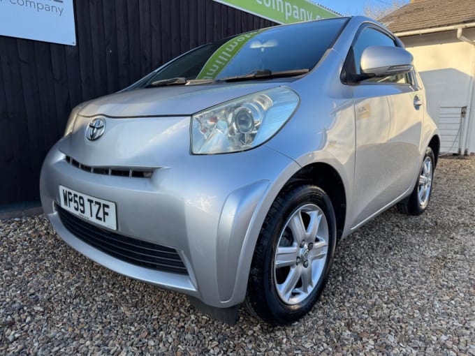 2010 Toyota Iq