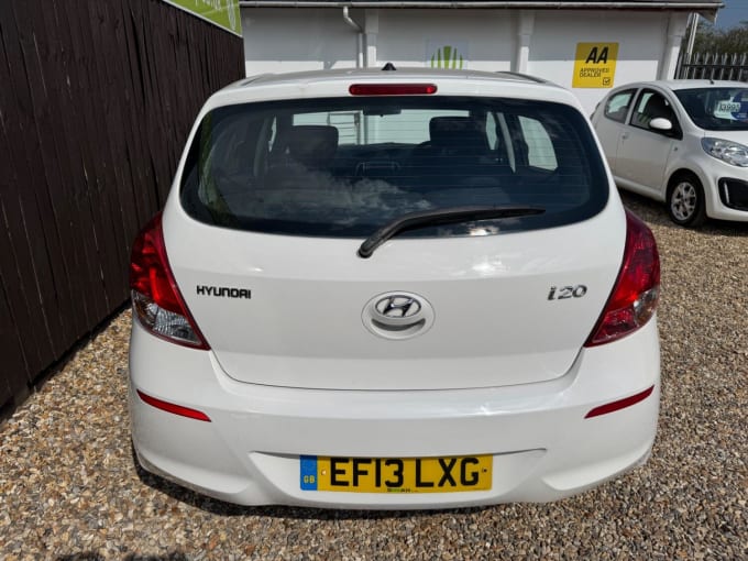 2013 Hyundai I20