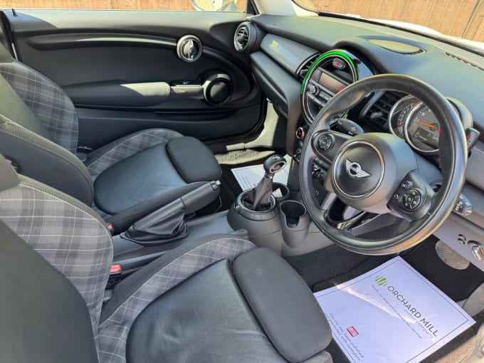 2014 Mini Hatch