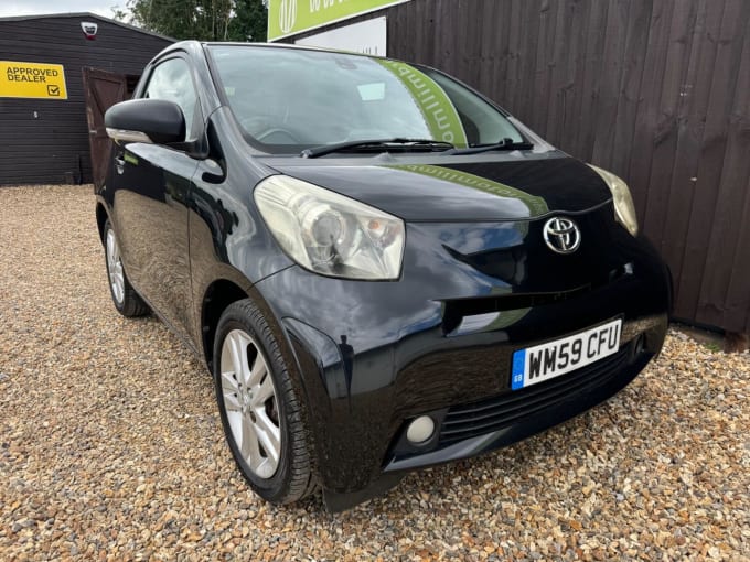 2010 Toyota Iq