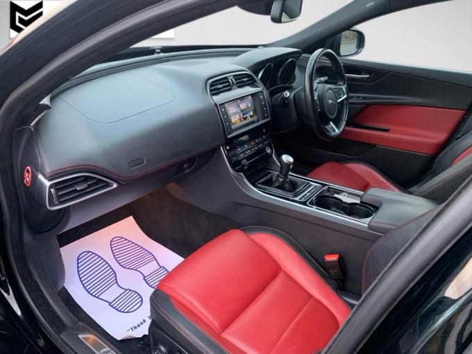 2018 Jaguar Xe