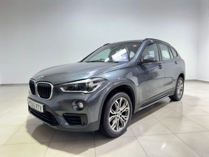 2025 BMW X1