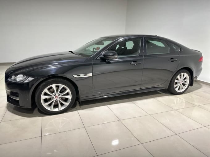 2018 Jaguar Xf