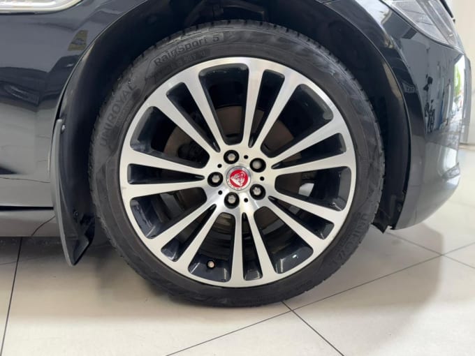 2025 Jaguar Xf