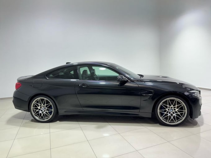 2025 BMW M4