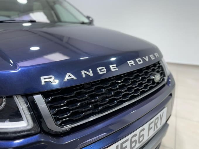 2025 Land Rover Range Rover Evoque