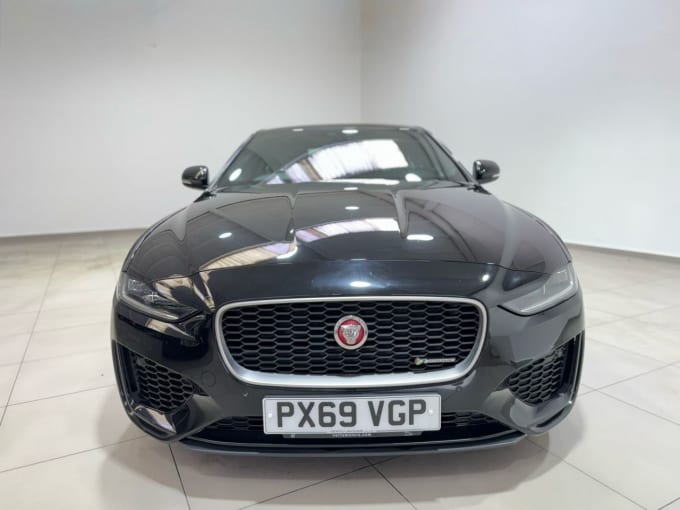 2025 Jaguar Xe