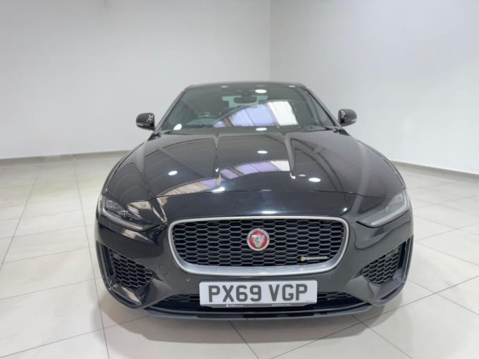 2025 Jaguar Xe