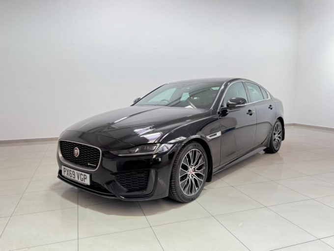 2025 Jaguar Xe