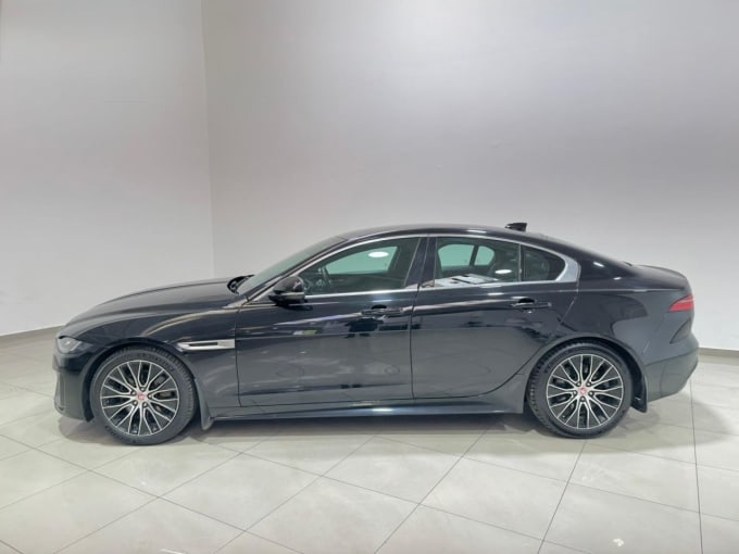 2025 Jaguar Xe