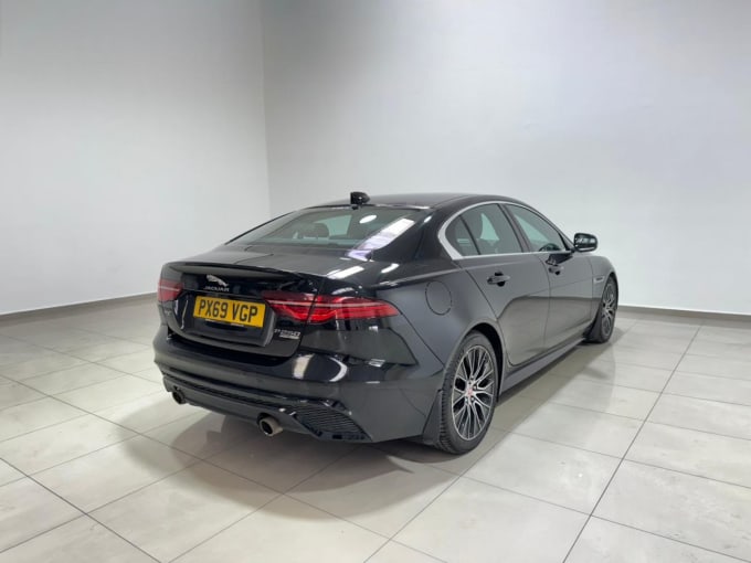 2025 Jaguar Xe