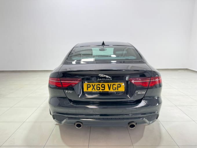 2025 Jaguar Xe