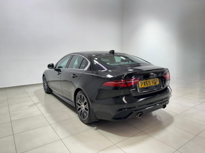 2025 Jaguar Xe