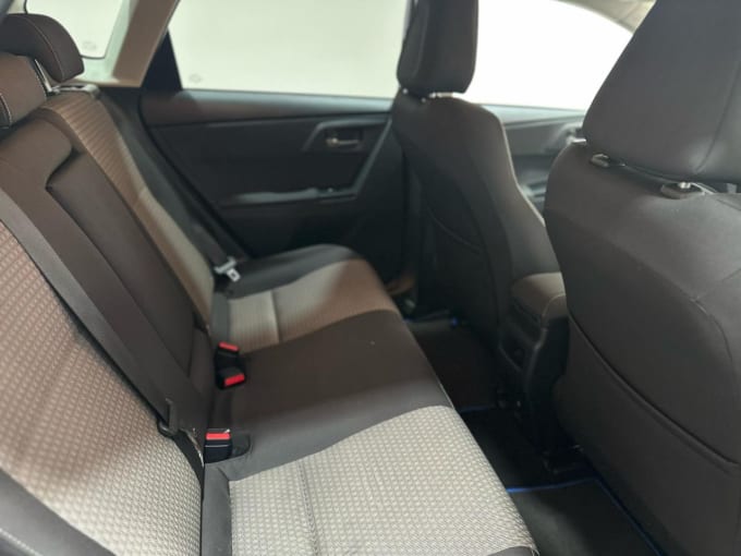 2025 Toyota Auris