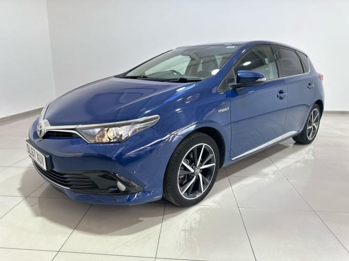 2025 Toyota Auris