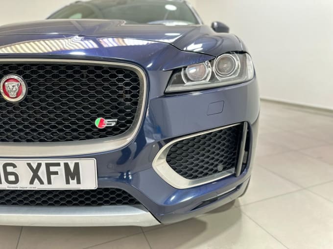 2025 Jaguar F-pace