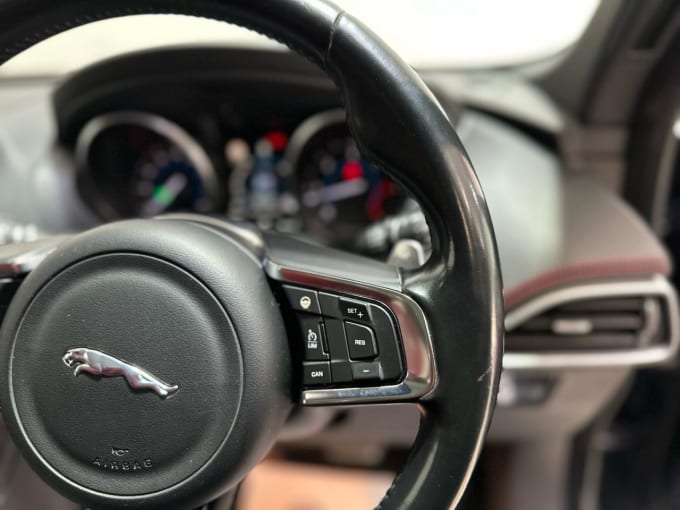 2025 Jaguar F-pace