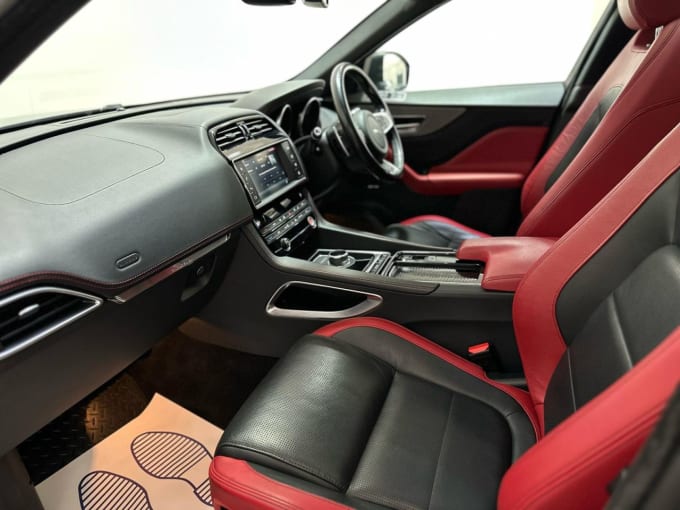2025 Jaguar F-pace