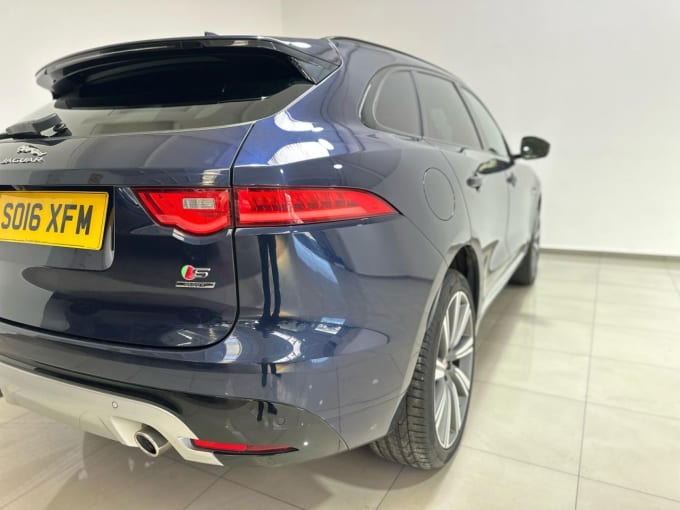 2025 Jaguar F-pace