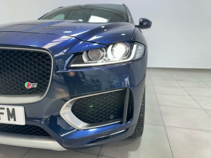 2025 Jaguar F-pace