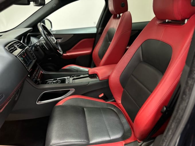 2025 Jaguar F-pace