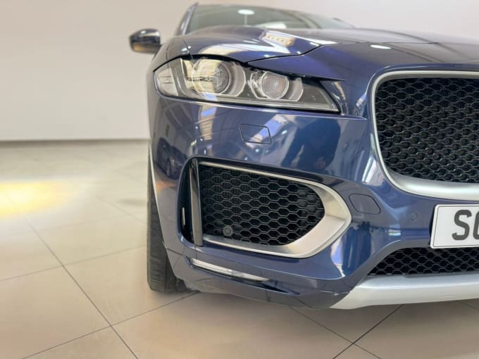 2025 Jaguar F-pace