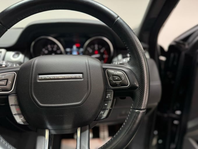 2025 Land Rover Range Rover Evoque
