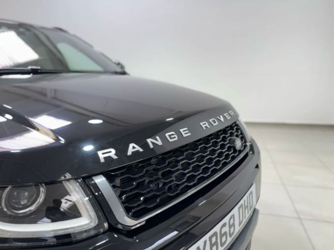 2025 Land Rover Range Rover Evoque