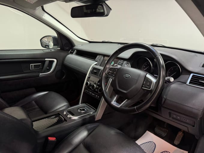 2025 Land Rover Discovery Sport