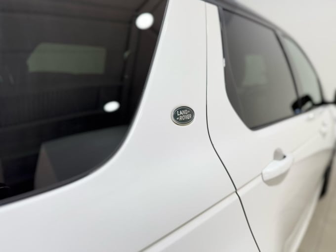 2025 Land Rover Discovery Sport