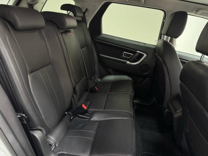 2025 Land Rover Discovery Sport