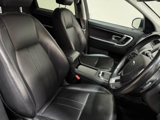 2025 Land Rover Discovery Sport