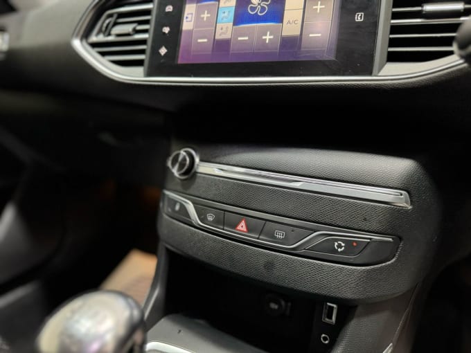 2025 Peugeot 308