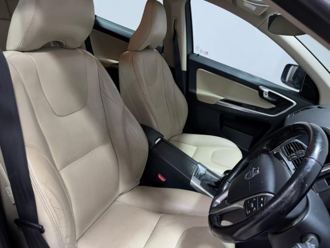 2025 Volvo Xc60