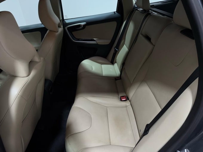 2025 Volvo Xc60